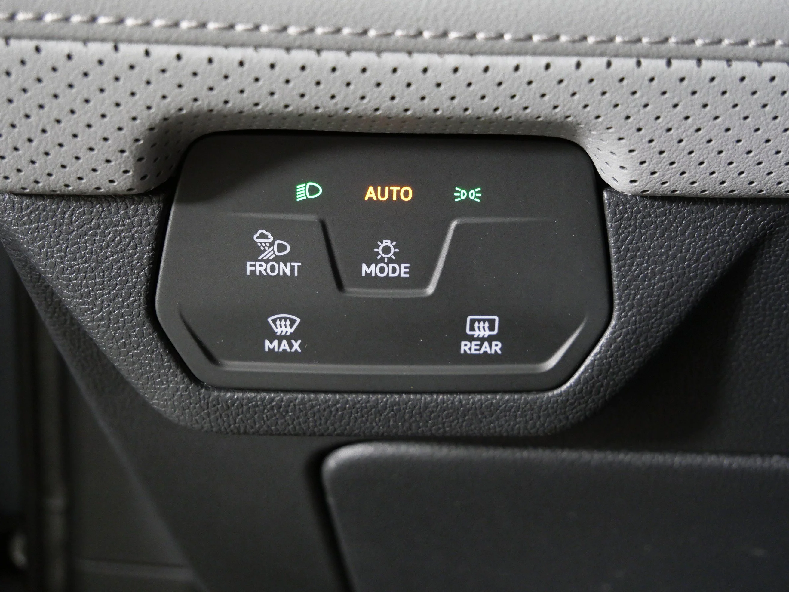 New 2026 Pure Gray Volkswagen 2.0T Peak Edition image 22