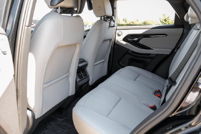 New 2026 Santorini Black Land Rover S image 41
