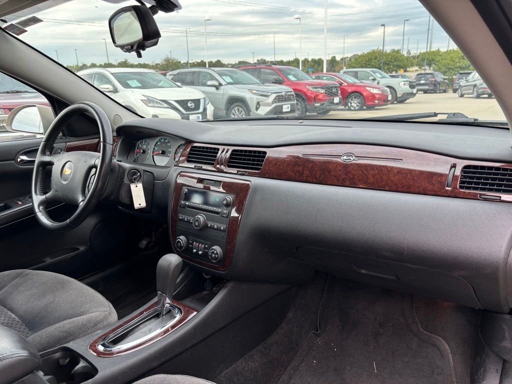 Used 2011 Gold Mist Metallic Chevrolet LT image 16