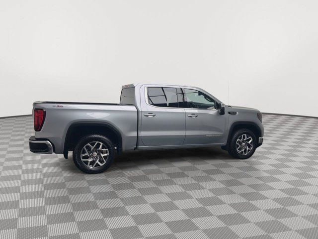 Used 2023 Sterling Metallic GMC SLE image 44