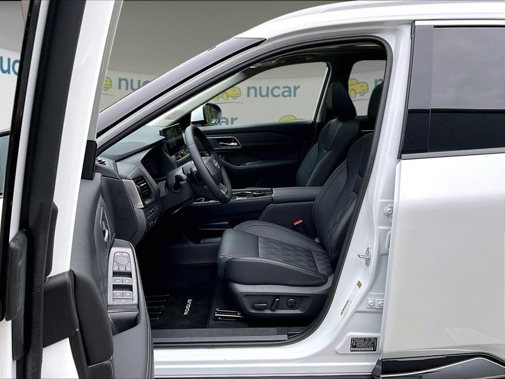 2026 Nissan Rogue Platinum - Photo 9