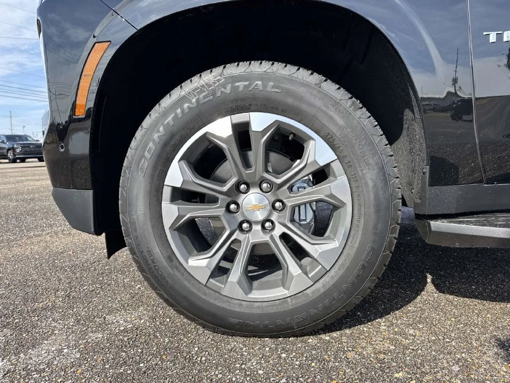 2026 Chevrolet Tahoe LS - Photo 20