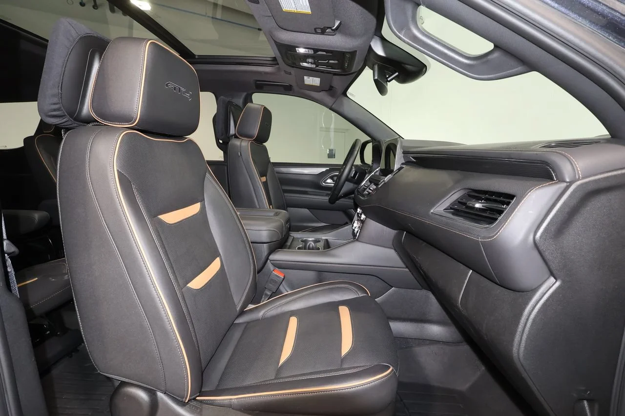 Used 2024 Titanium Rush Metallic GMC AT4 image 28