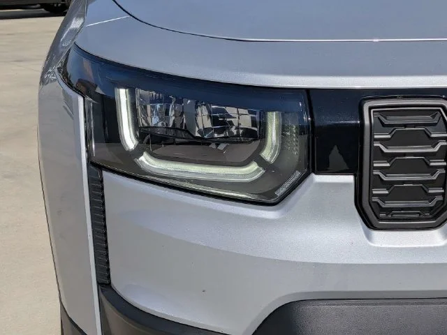 Used 2026 Silver Jeep Limited image 9