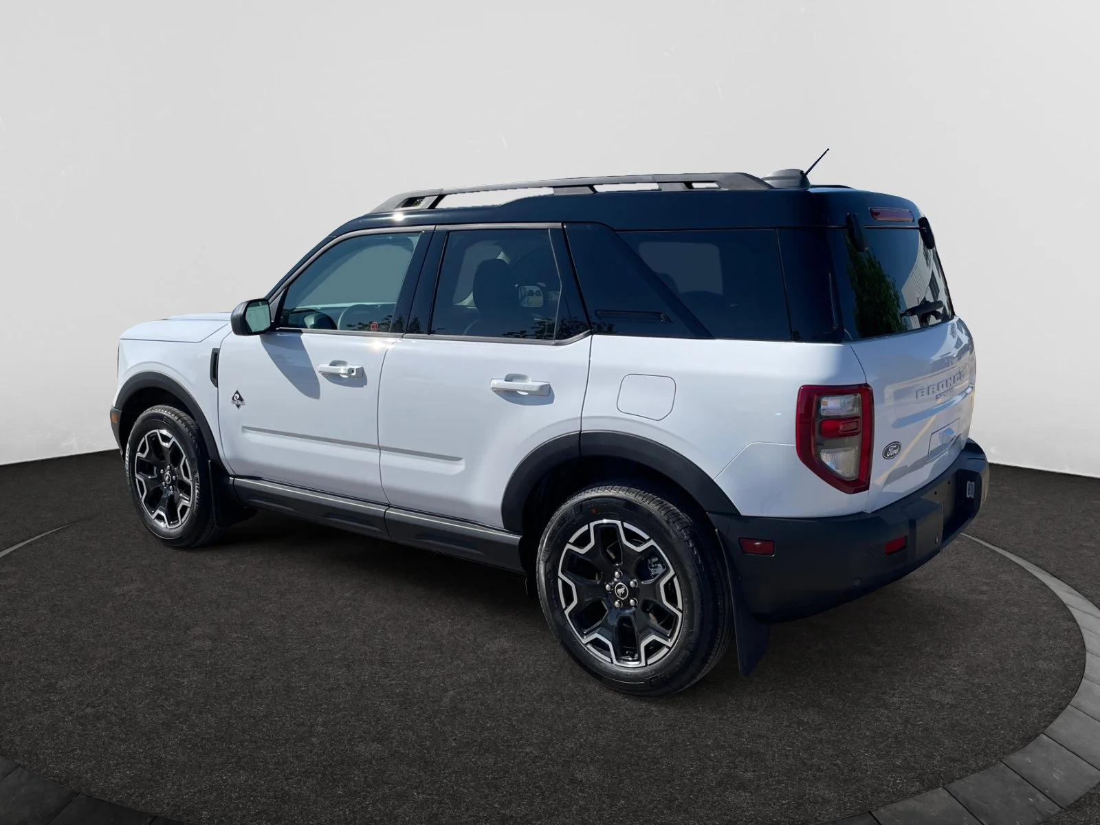 New 2026 Oxford White Ford Outer Banks image 3