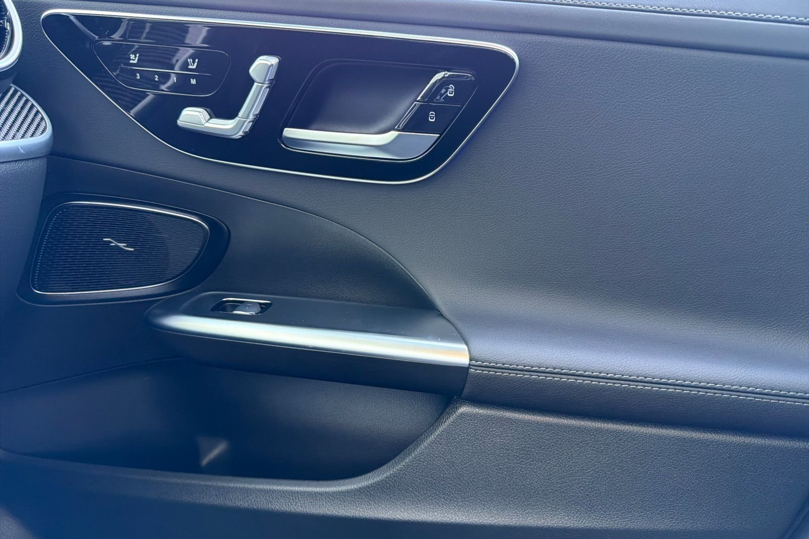 New 2026 MANUFAKTUR Alpine Grey Mercedes-Benz C 43 AMG® image 33