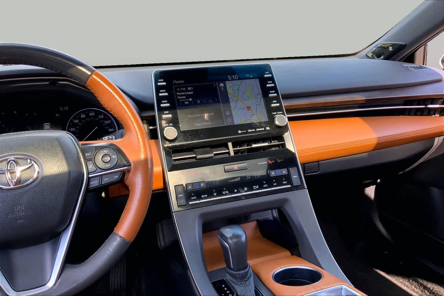 Used 2022 Wind Chill Pearl Toyota Limited image 7