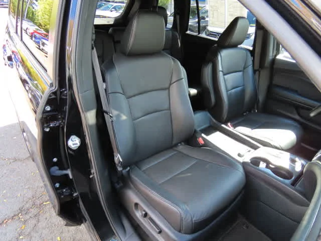 2023 Honda Passport EX-L - Photo 16