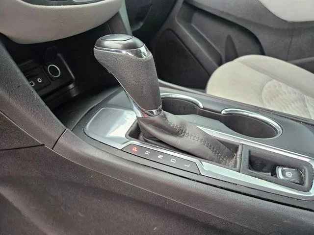 Used 2020 White Chevrolet LT image 24