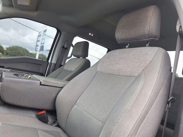 Used 2024 Oxford White Ford XLT image 13