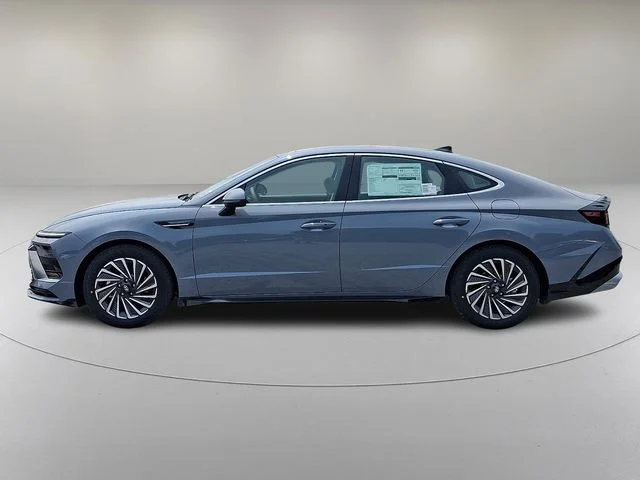 New 2026 Blue Hyundai SEL image 4