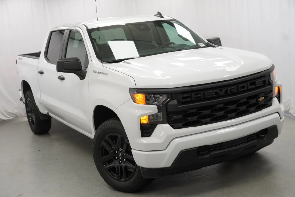 2026 Chevrolet Silverado 1500 Custom - Photo 12