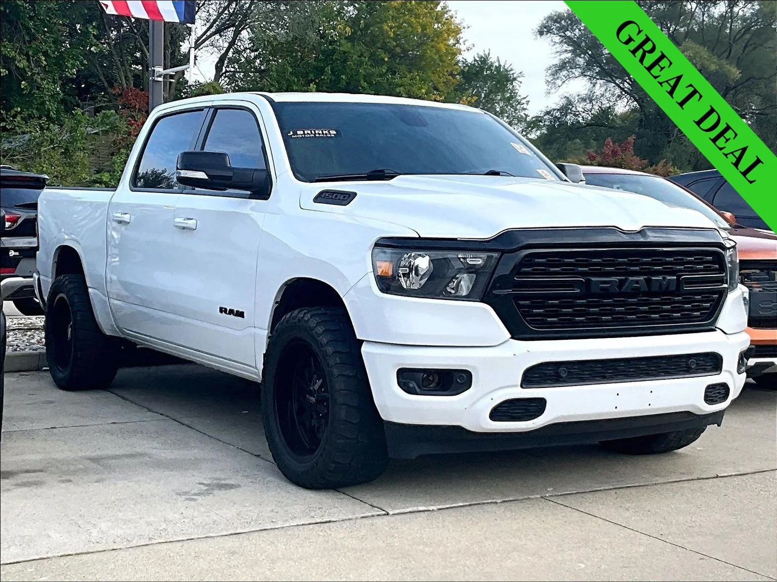 Used 2022 White Ram Big Horn/Lone Star image 1