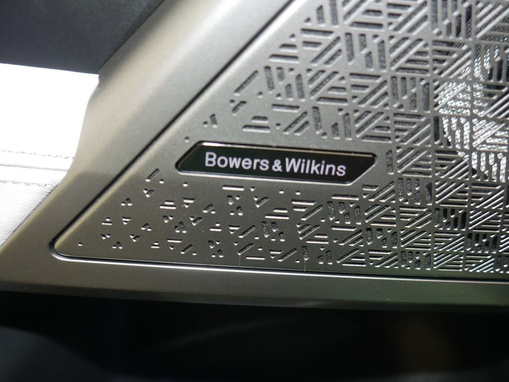 Used 2026 Green Metallic BMW Base image 32