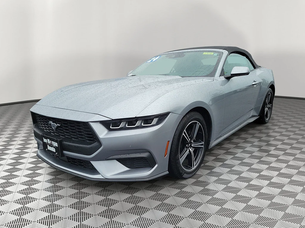 Used 2024 Iconic Silver Ford EcoBoost Premium image 2