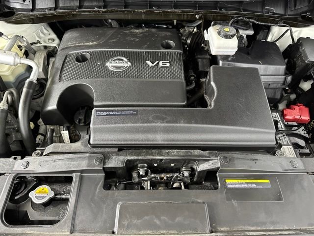 Used 2020 White Nissan SL image 14