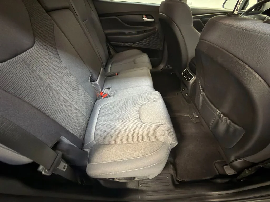 Certified Used 2022 Gray Hyundai SE image 29