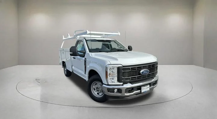2026 Ford F-250 XL Regular Cab 8' Box's photo