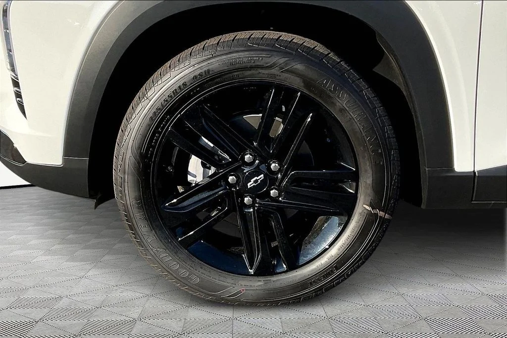 2026 Chevrolet Trax Activ - Photo 15
