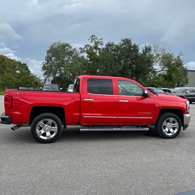 Used 2018 Red Chevrolet LTZ image 3