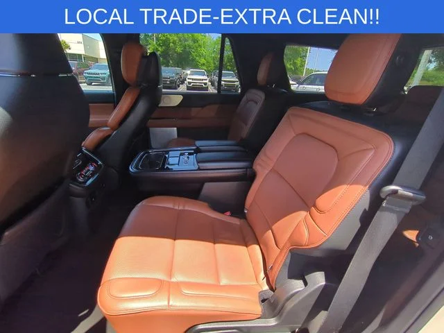 Used 2018  Lincoln Reserve image 32