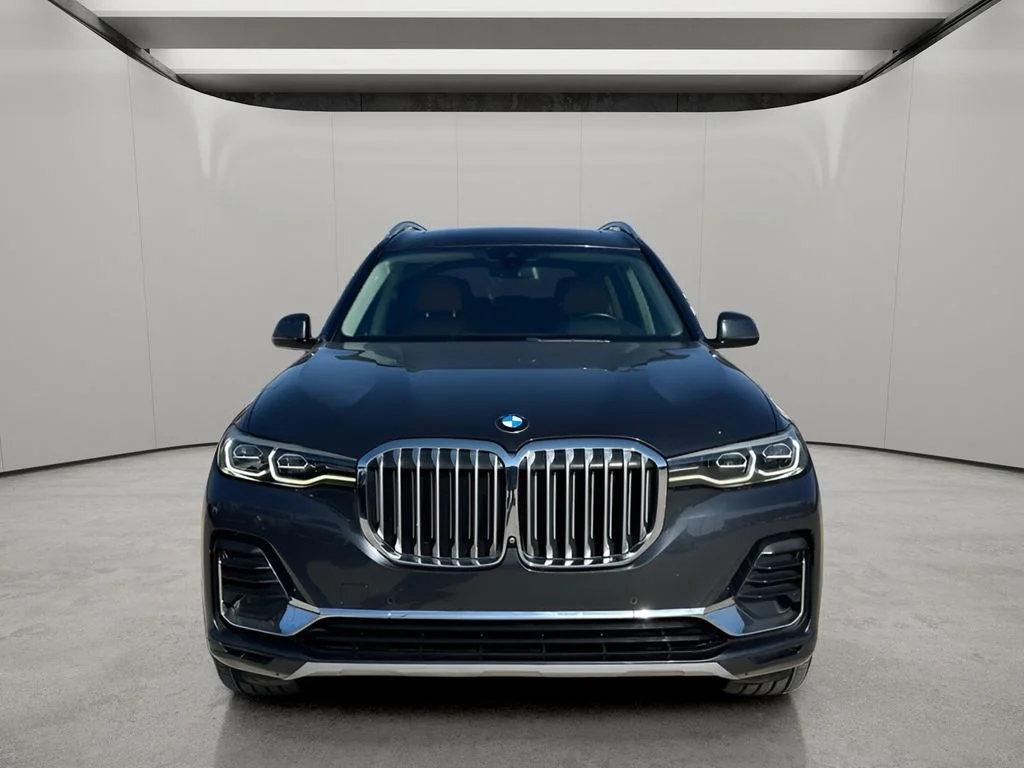 Used 2019 Dark Graphite Metallic BMW xDrive40i image 9