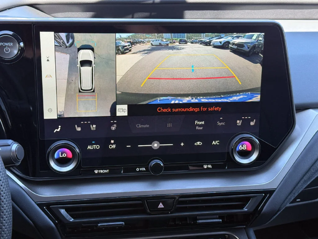 Used 2026  Lexus TX 500h F SPORT Performance Premium image 30
