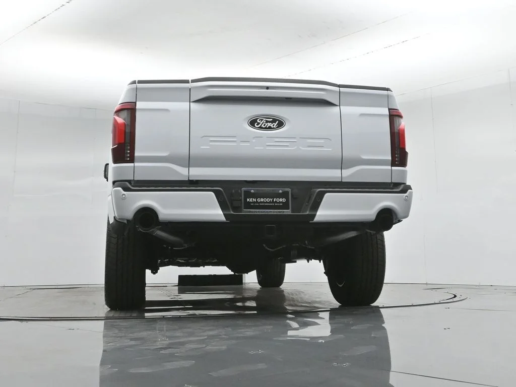 New 2026 Oxford White Ford Lariat image 51