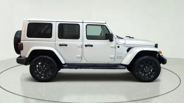Used 2023 Silver Jeep Sahara 4xe image 15