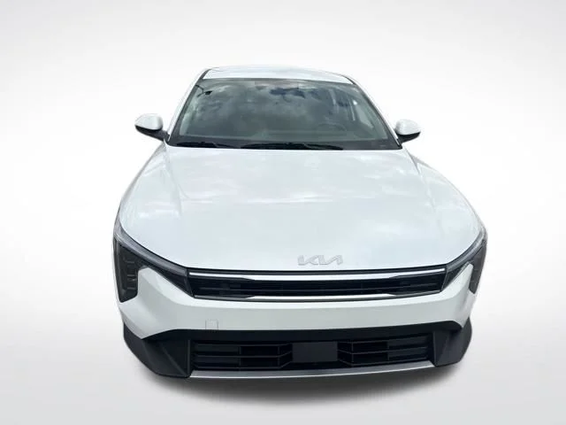 Used 2025 White Kia EX image 8