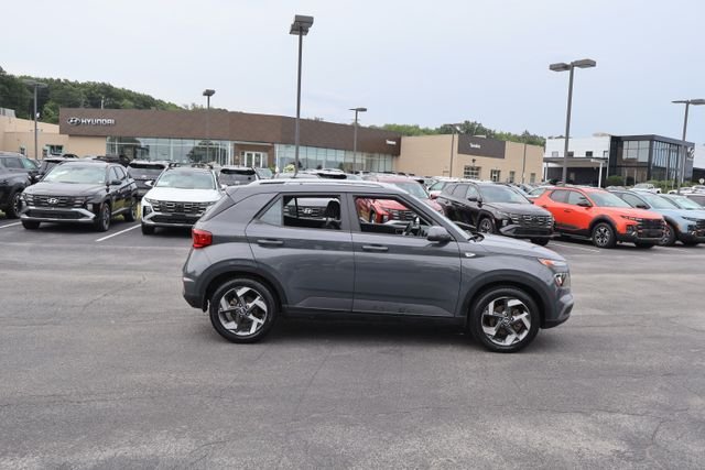 Certified Used 2023 Gray Hyundai SEL image 8
