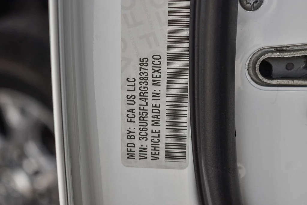 Used 2024 White Ram Laramie image 30