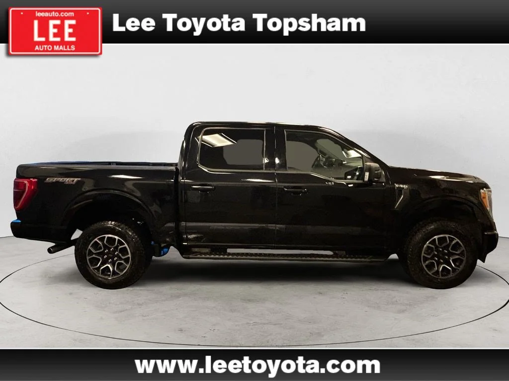 Used 2023 Black Metallic Ford XLT image 6