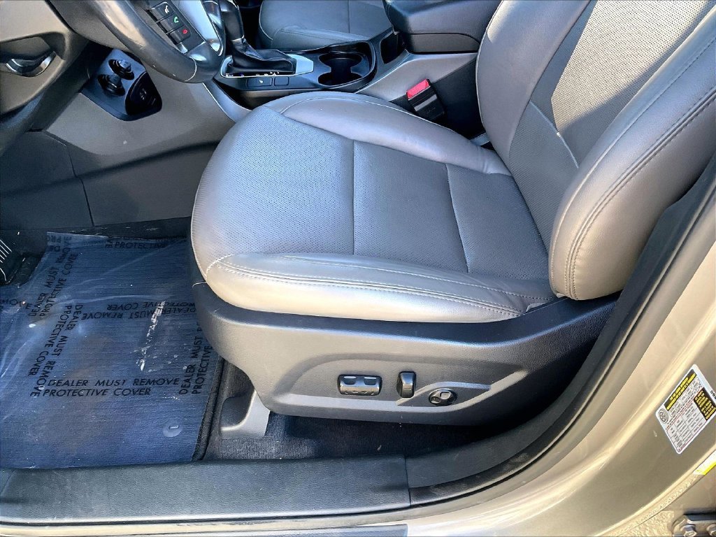 Used 2018 Mineral Gray Hyundai 2.0T image 33