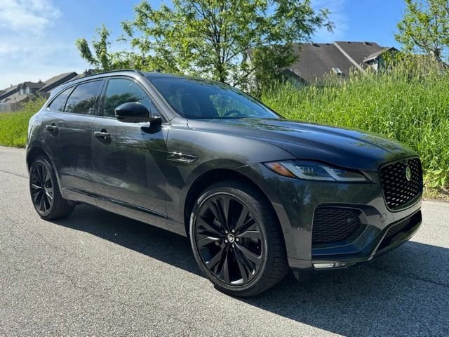New 2026 Carpathian Grey Jaguar P400 R-Dynamic S image 4