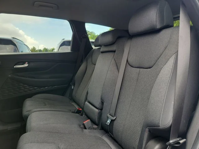 Used 2023 White Hyundai SEL image 9