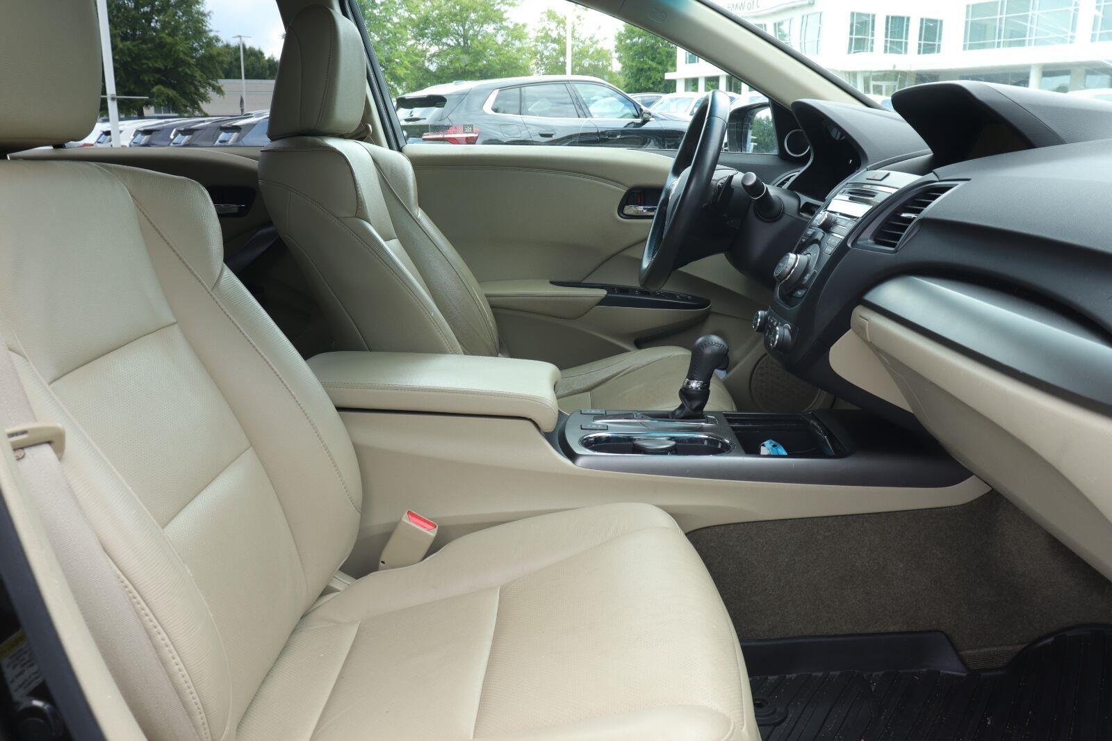 Used 2015  Acura Tech Pkg image 19