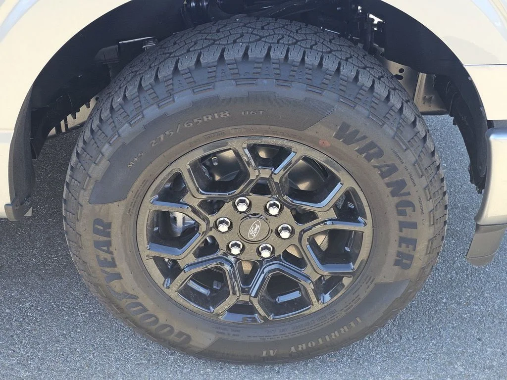 New 2026 Silver Ford XLT image 9