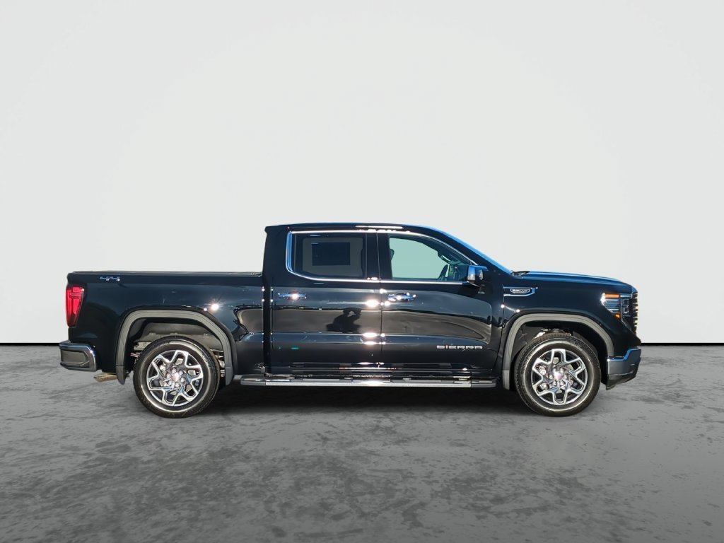 2026 GMC Sierra 1500 SLT - Photo 9