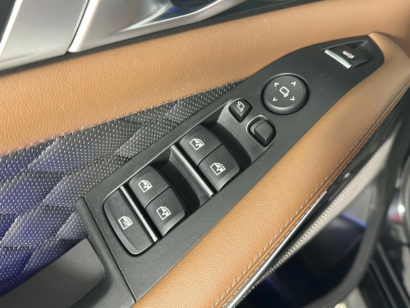 Used 2024 Black Sapphire Metallic BMW Competition image 10