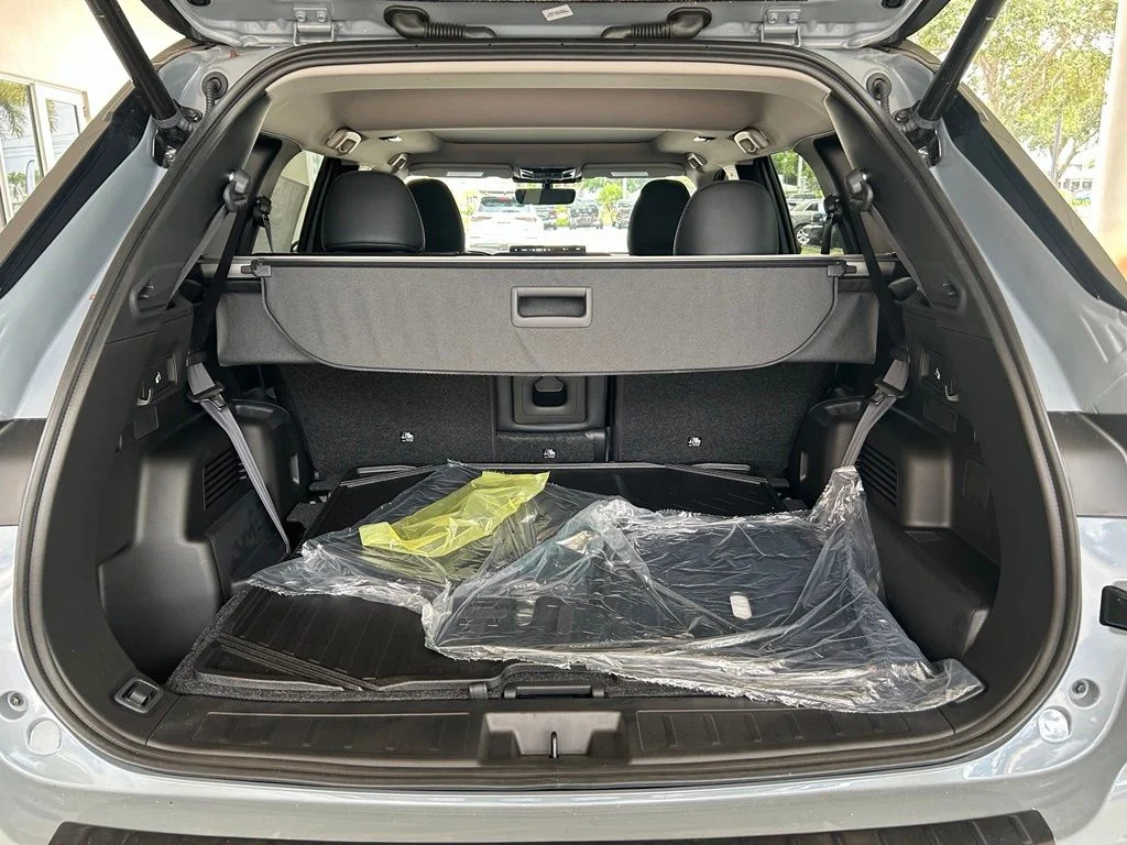 New 2026 Gray Mitsubishi Trail Edition image 35