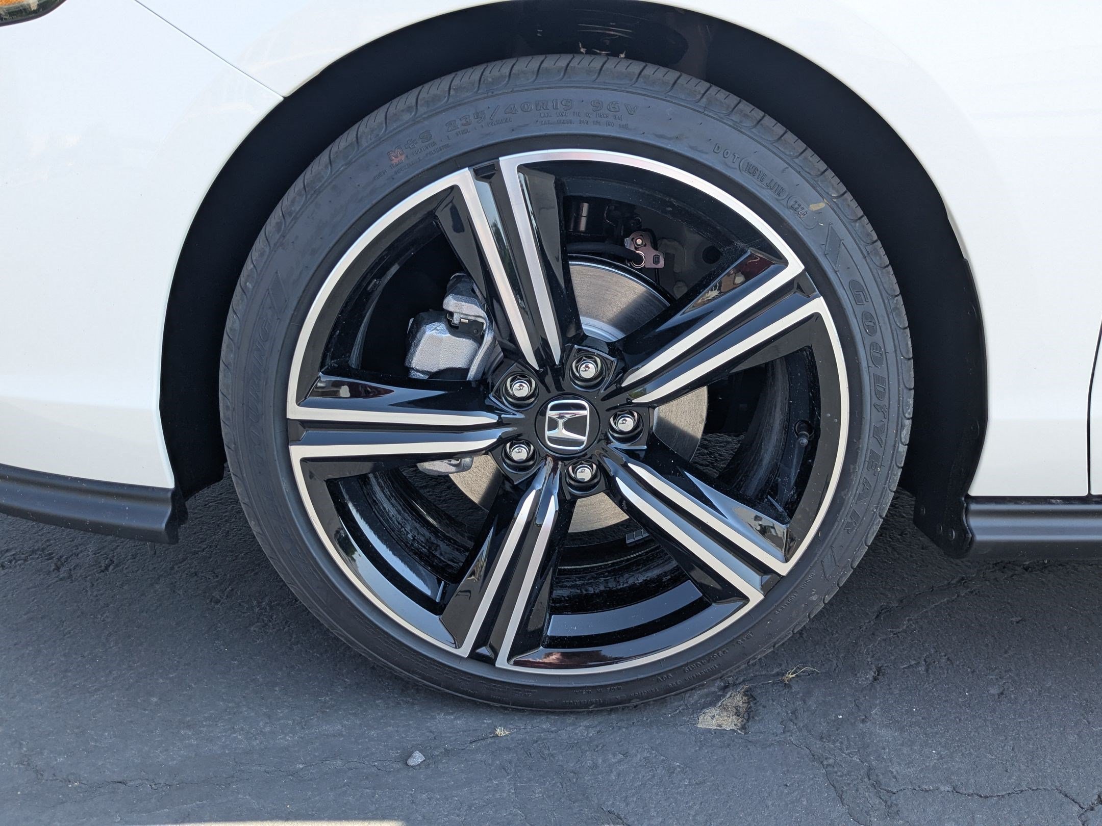 New 2026 Platinum White Pearl Honda SE image 26