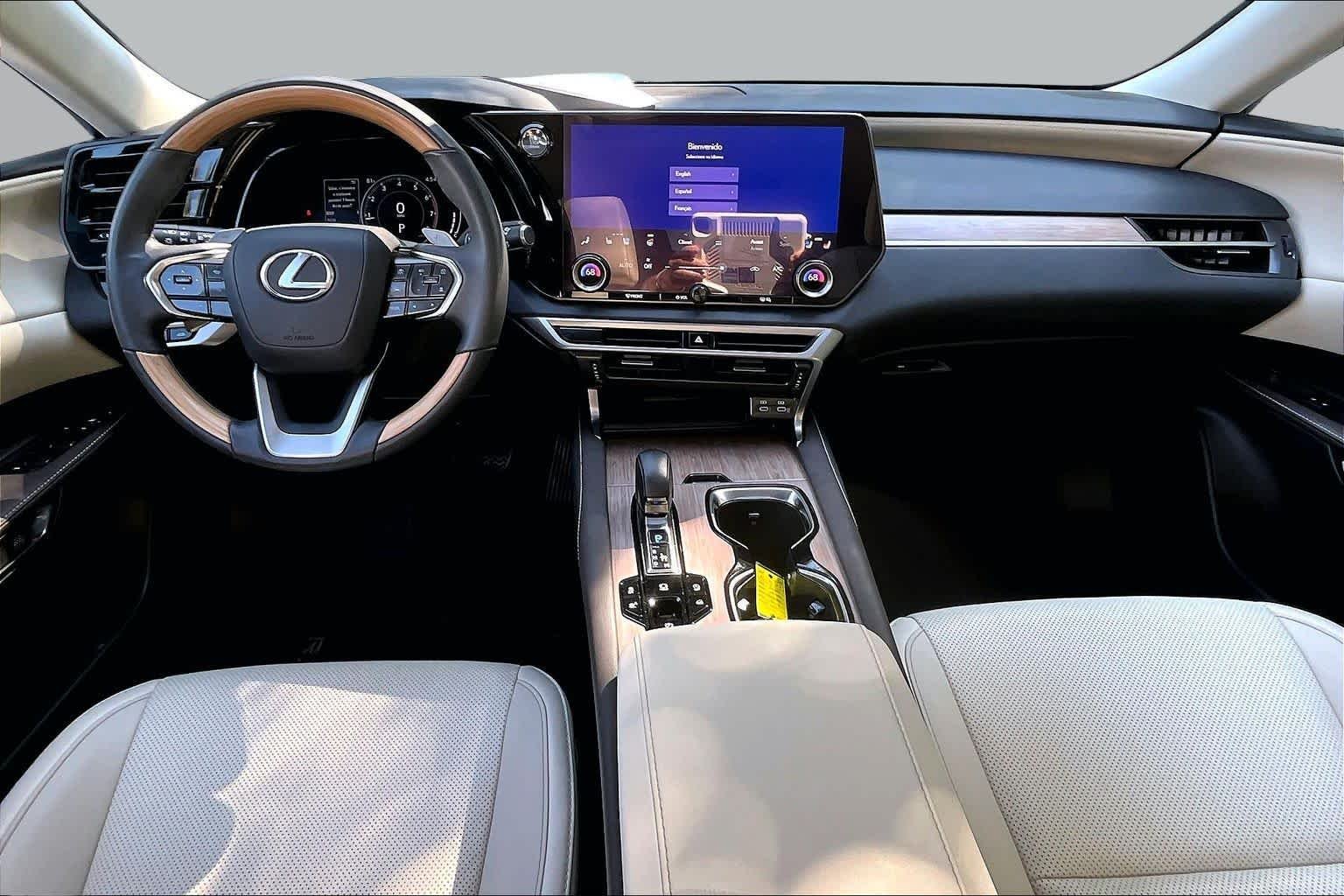 Used 2024 Eminent White Pearl Lexus Premium image 16