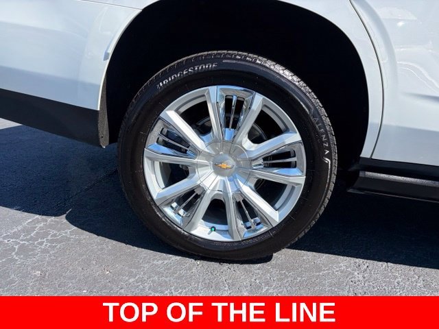 Used 2023 Beige Chevrolet High Country image 8