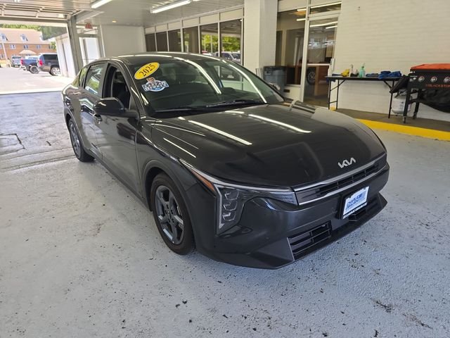 Certified Used 2025 Gray Kia LXS image 7