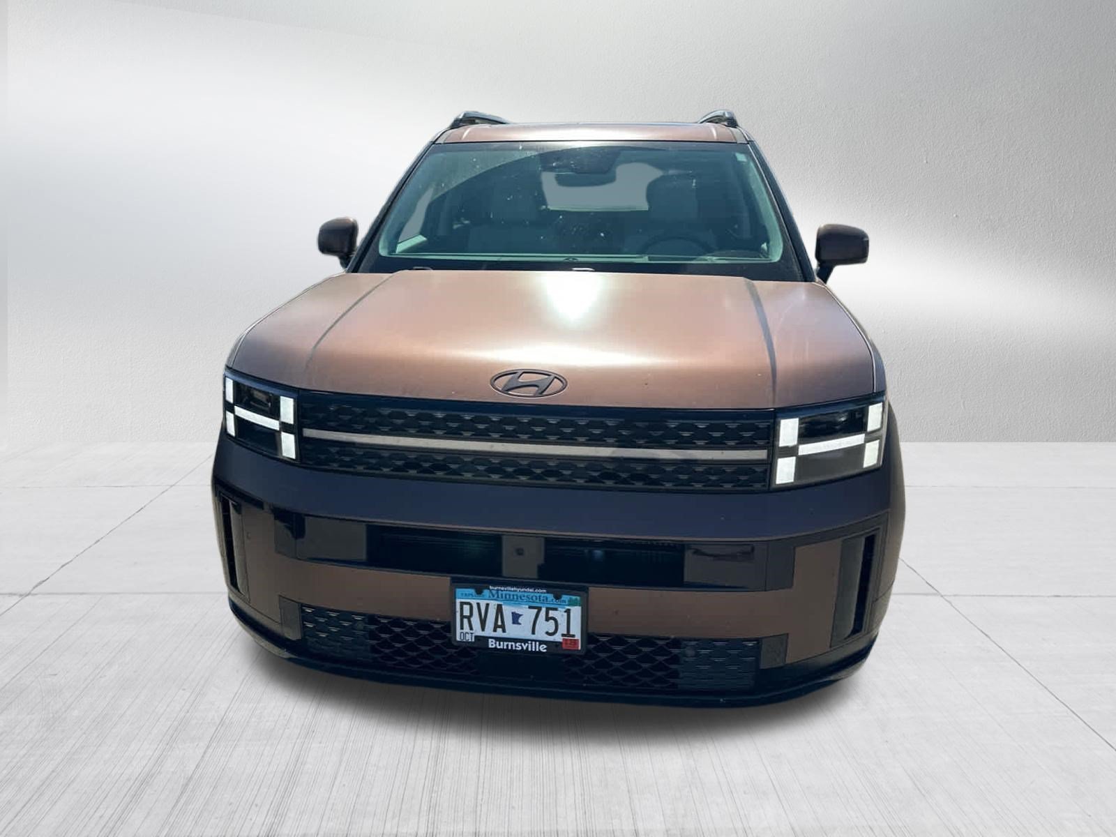 Certified Used 2025 Earthy Brass Matte Hyundai Calligraphy image 2