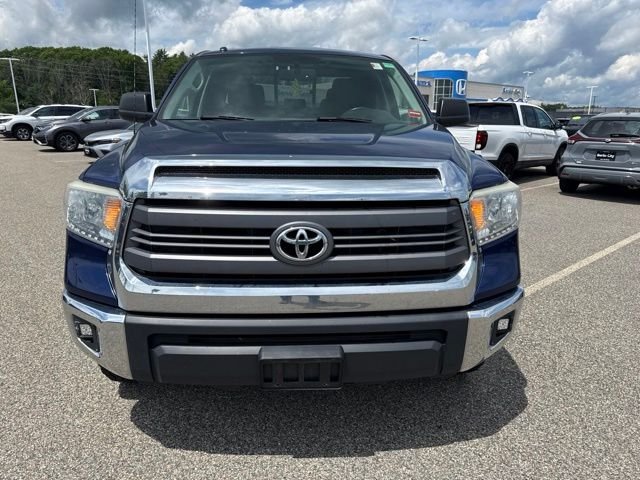 Used 2014 Blue Toyota SR5 image 2
