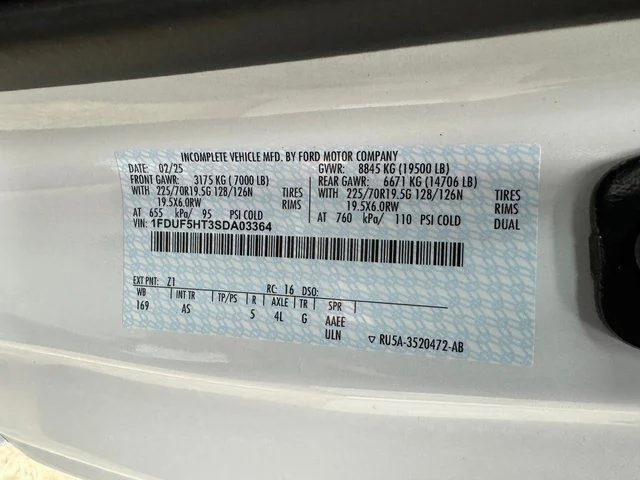 2025 Ford F-550 Super Duty Chassis Cab XL - Photo 27