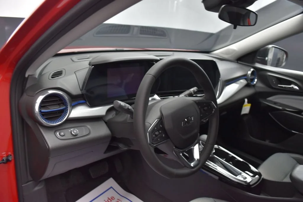 2026 Chevrolet Trax LT - Photo 14