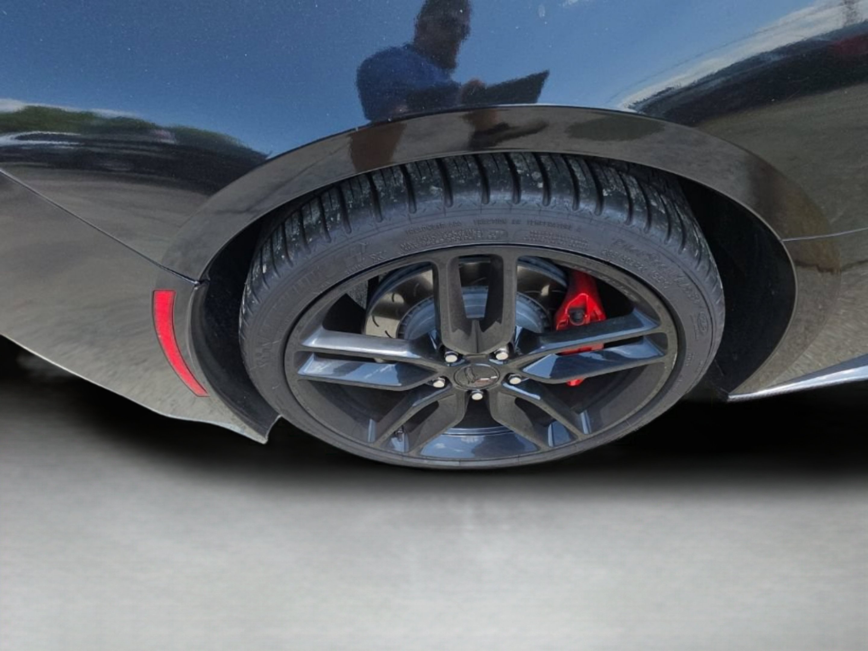 Used 2016 TORCH RED Chevrolet Z51 2LT image 27